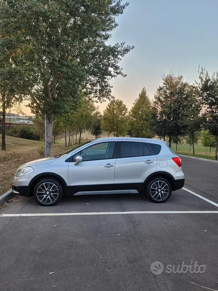 Usata Suzuki SX4 S-Cross 120 CV (88 kW) 2015 Grigio SUV
