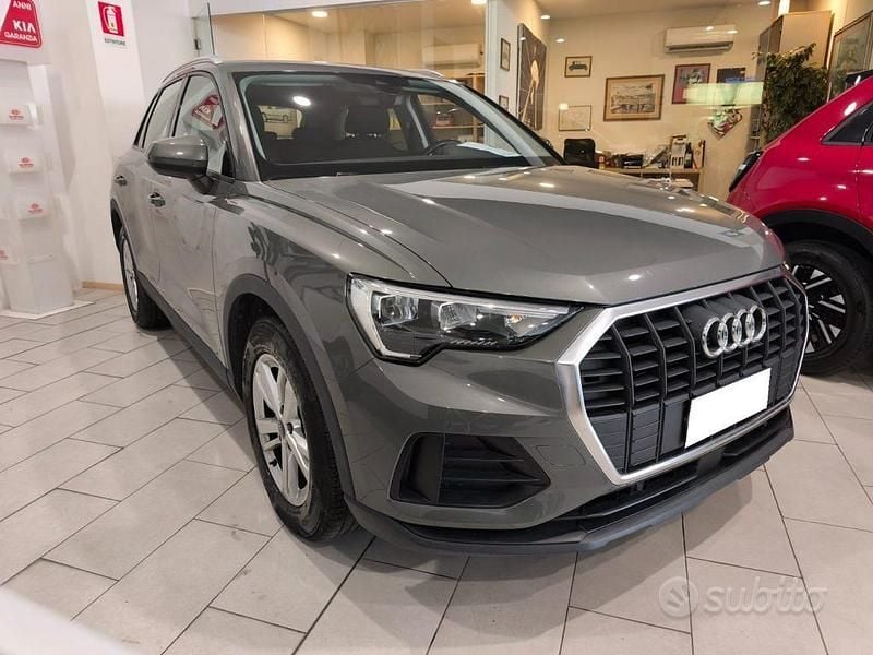 Usata Audi Q3 Advanced 150 CV (110 kW) 2021 Grigio scuro SUV