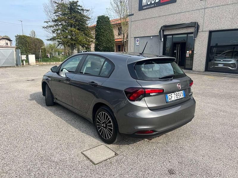 Usata Fiat Tipo Business 101 CV (74 kW) 2021 Grigio Berlina