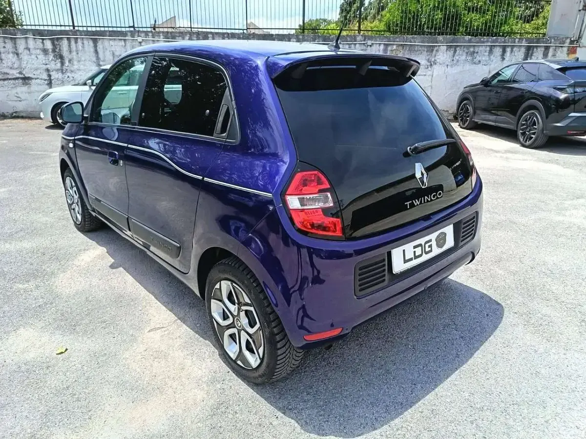 Usata Renault Twingo LIMITED 90 CV (66 kW) 2017 Other Utilitaria