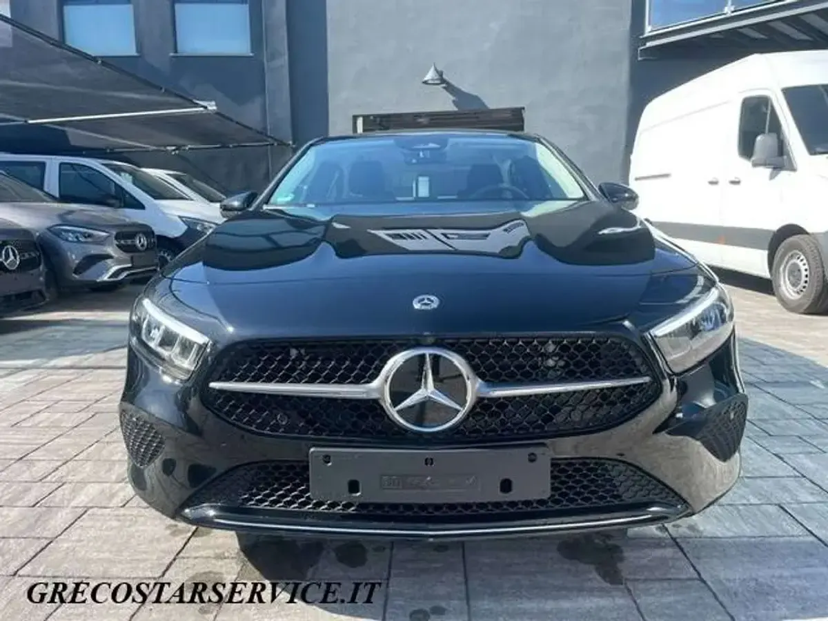 Usata Mercedes A200 Advanced 163 CV (119 kW) 2025 Cosmo Berlina