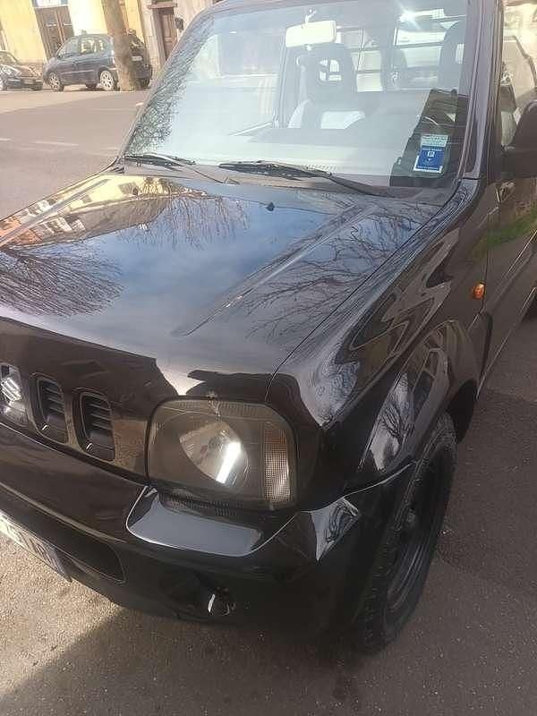 Usata Suzuki Jimny 80 CV (58 kW) 2002 Nero SUV
