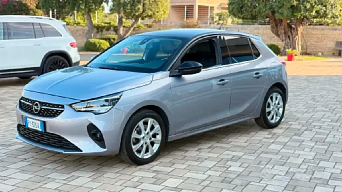 Usata Opel Corsa Elegance 102 CV (75 kW) 2020 Grigio Utilitaria
