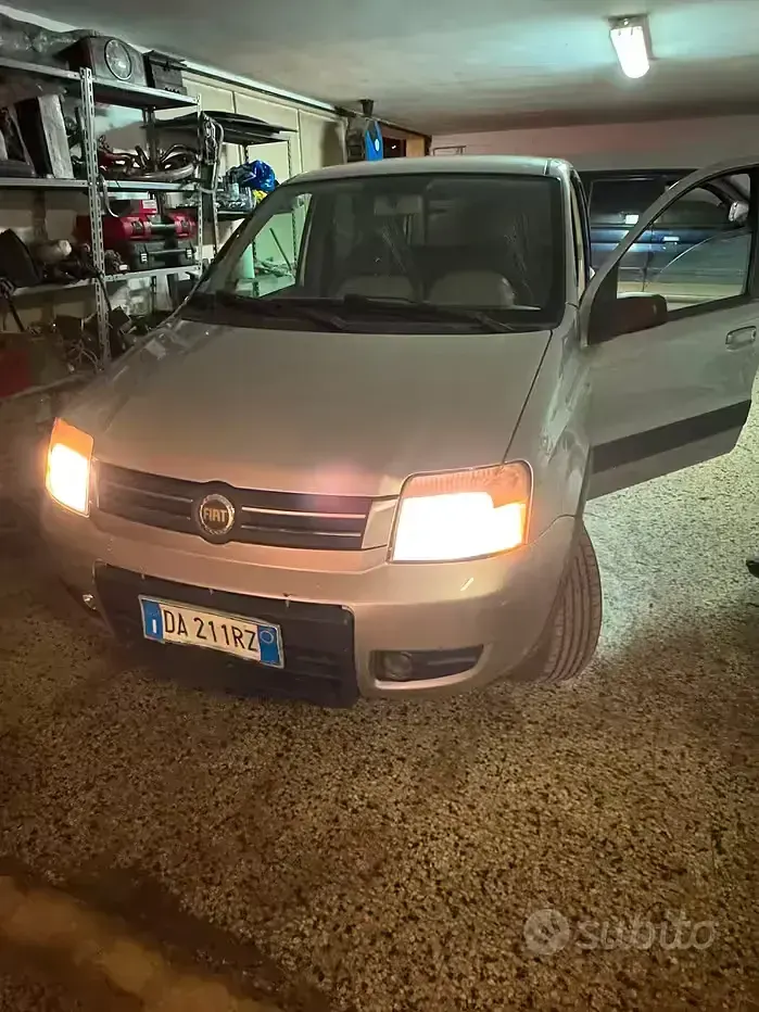 Usata Fiat Panda 4x4 60 CV (44 kW) 2007 Grigio Utilitaria