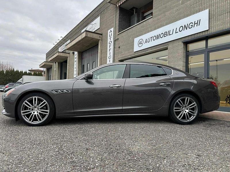 Usata Maserati Quattroporte GranLusso 409 CV (300 kW) 2016 Antracite Berlina