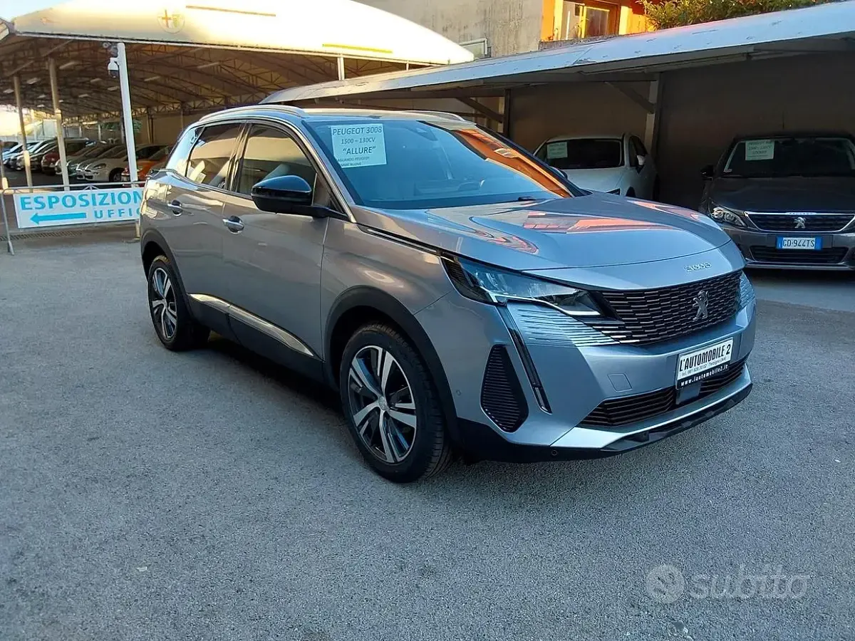 Usata Peugeot 3008 Allure 131 CV (96 kW) 2023 Grigio SUV