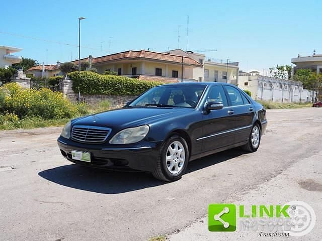 Usata Mercedes S320 224 CV (164 kW) 2000 Blu Berlina