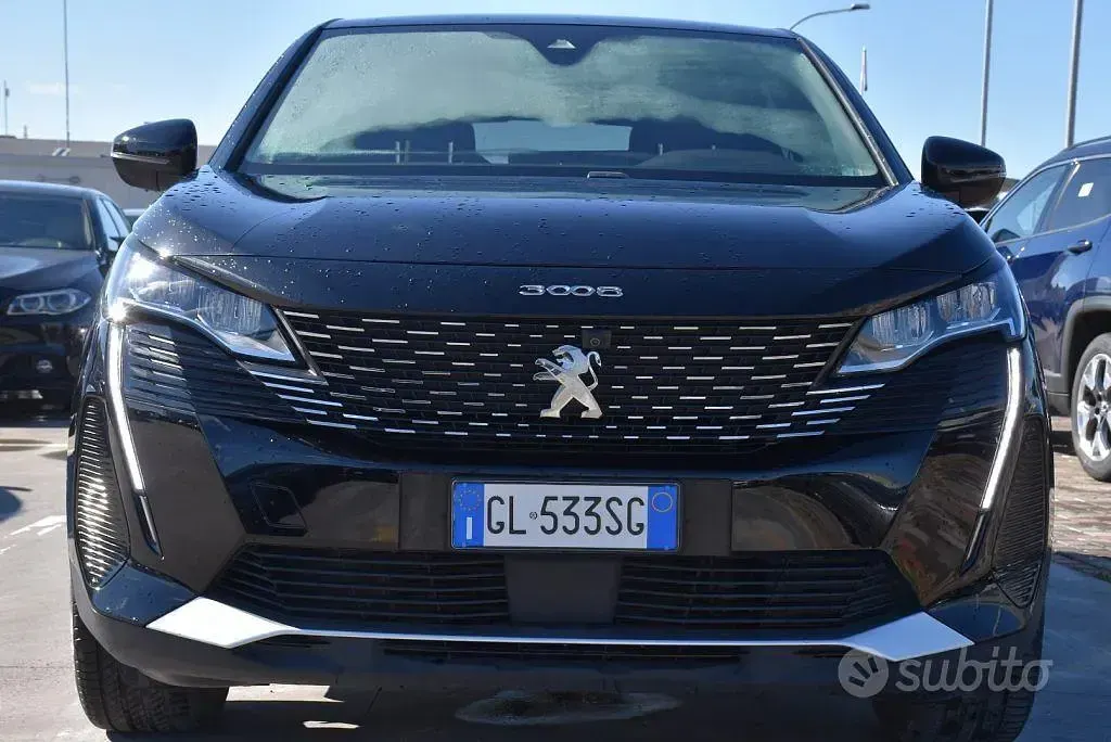 Usata Peugeot 3008 Allure 131 CV (96 kW) 2022 Nero SUV