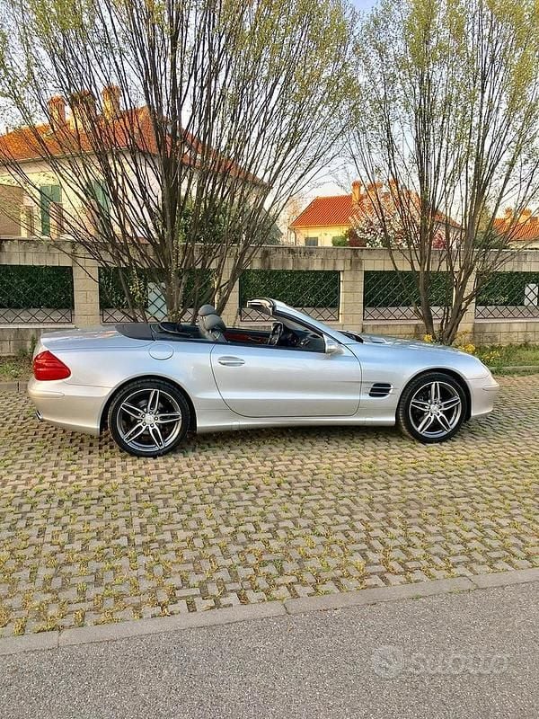 Usata Mercedes SL350 2004 Grigio Cabrio