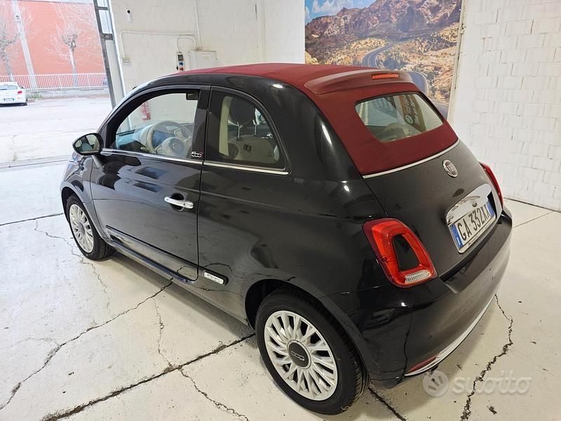 Usado Fiat 500 69 CV (50 kW) 2020 Negro Berlina