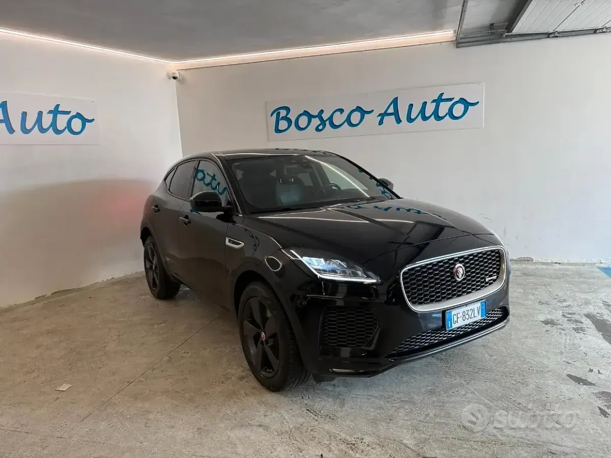 Usata Jaguar E-Pace R-Dynamic 150 CV (110 kW) 2019 Nero SUV