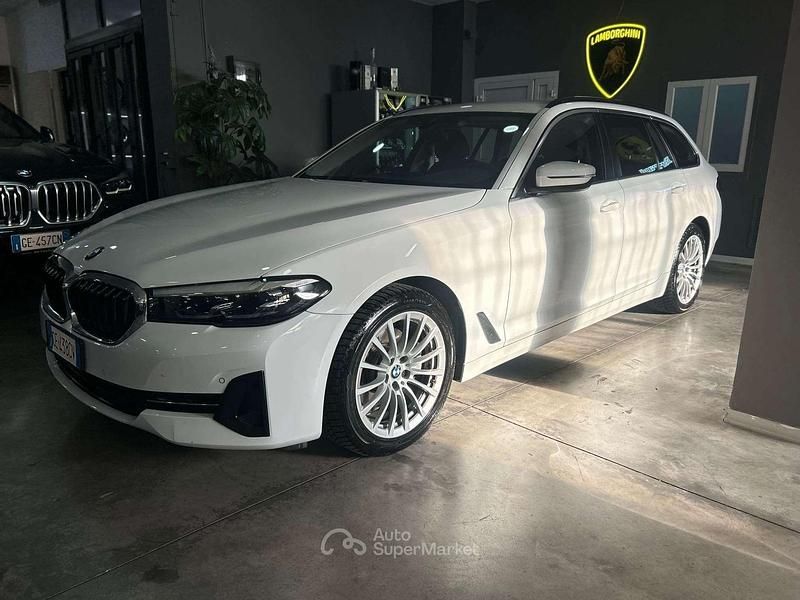 Usata BMW 520 190 CV (139 kW) 2021 Bianco Station wagon