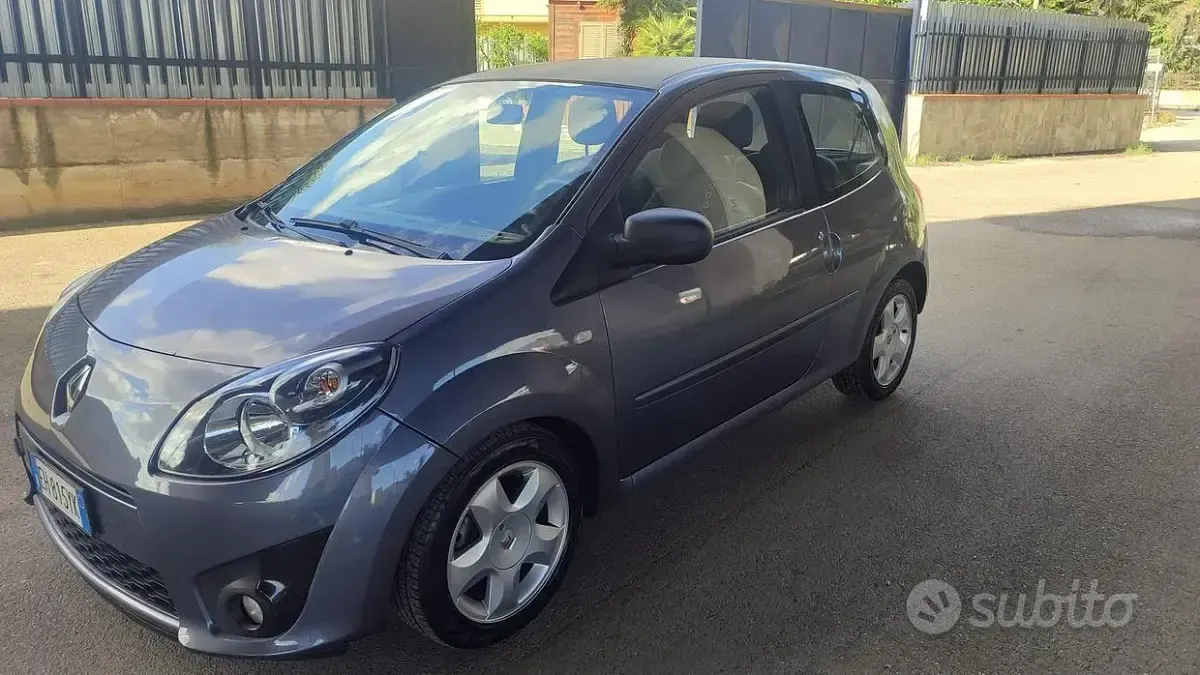 Usata Renault Twingo 75 CV (55 kW) 2012 Utilitaria