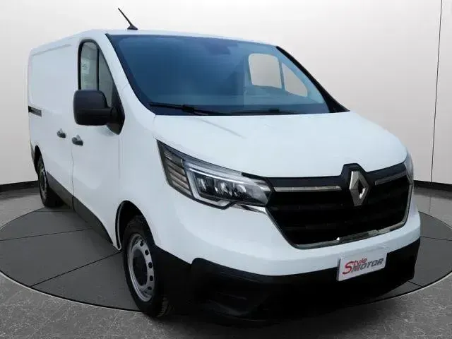 Usata Renault Trafic 110 CV (80 kW) 2024 Bianco