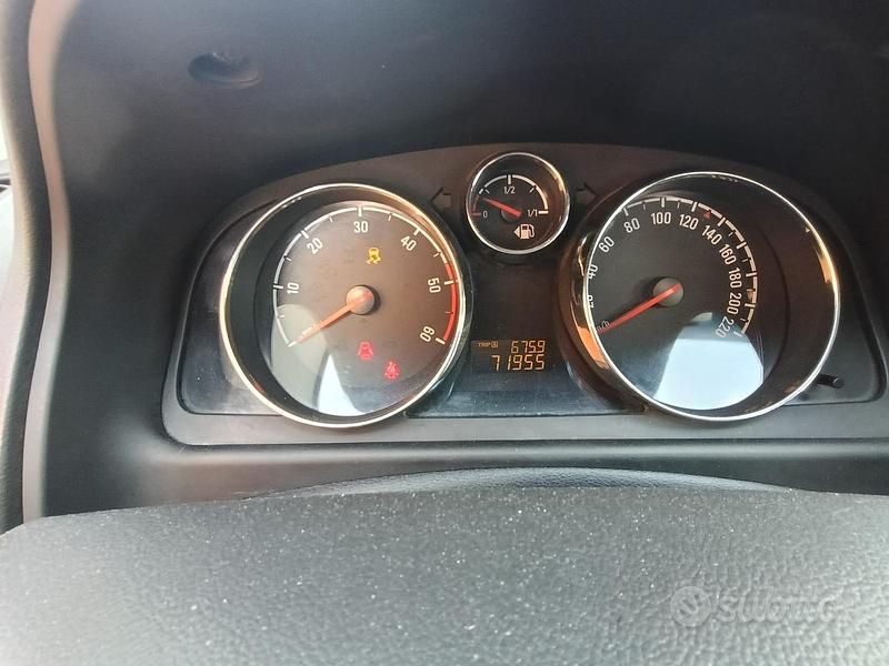 Usata Opel Antara 163 CV (119 kW) 2012 SUV