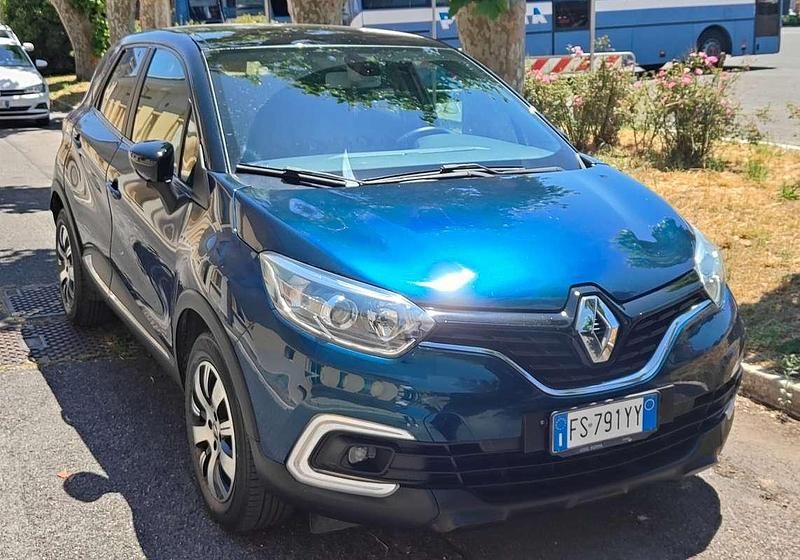 Usata Renault Captur 90 CV (66 kW) 2018 Blu/azzurro SUV