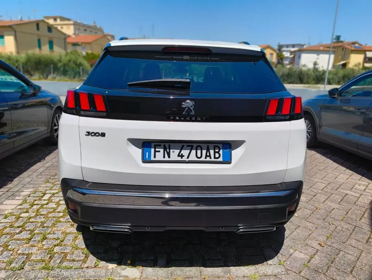 Usata Peugeot 3008 GT-line 131 CV (96 kW) 2018 Bianco SUV