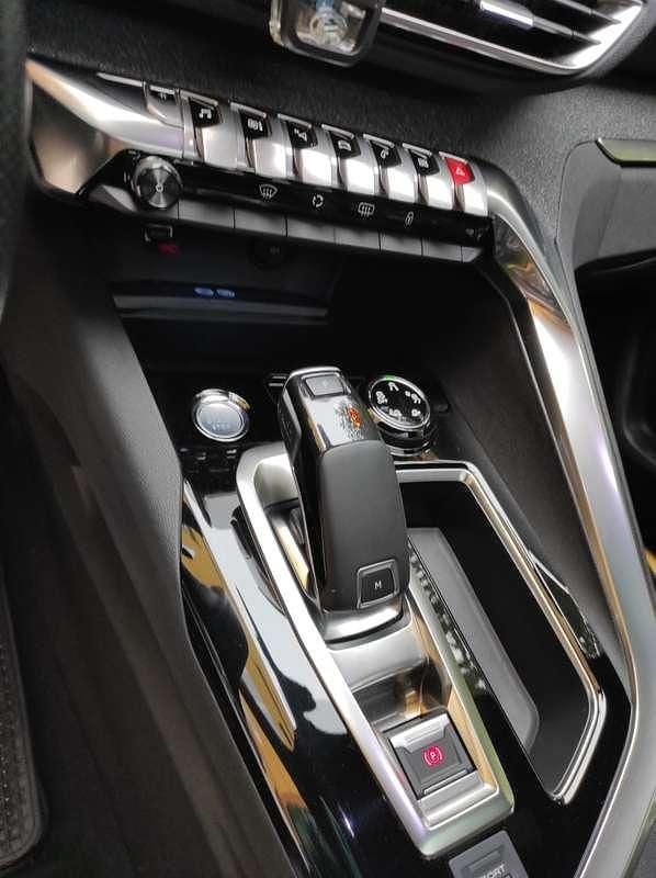Usata Peugeot 3008 GT-line 131 CV (96 kW) 2019 Bianco SUV
