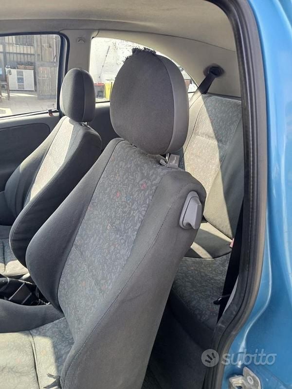 Usata Opel Corsa Sport 2004 Utilitaria