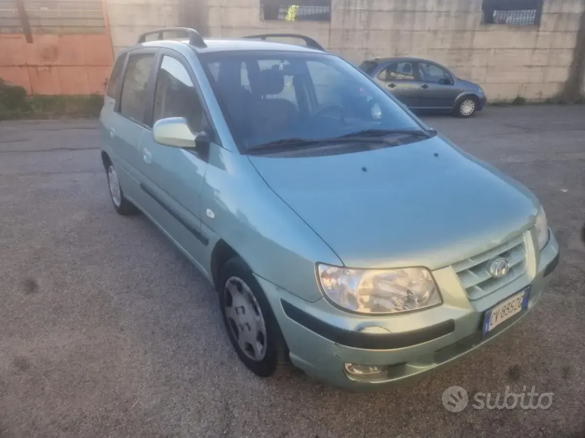 Gebraucht Hyundai Matrix Style 103 PS (75 kW) 2005 Grau Van / Kleinbus