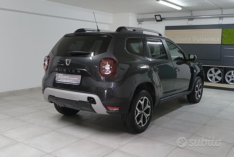 Usata Dacia Duster Prestige 100 CV (73 kW) 2020 Grigio SUV