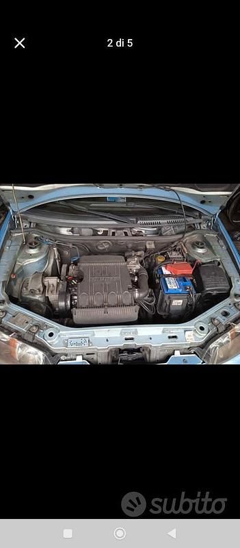 Usata Fiat Punto 2003 Blu Berlina