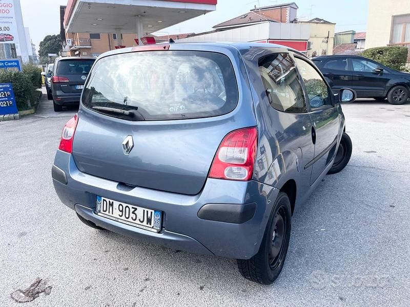 Usata Renault Twingo 65 CV (47 kW) 2008 Grigio Utilitaria