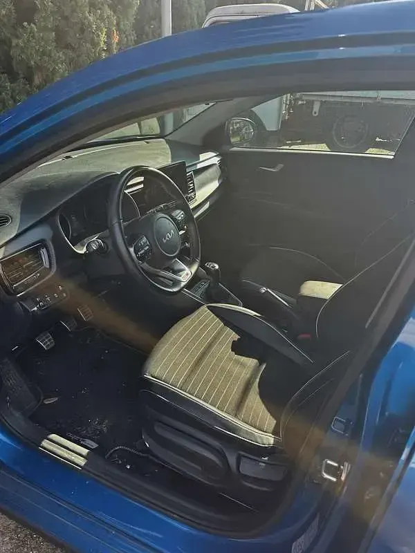 Usata Kia Rio GT-Line 101 CV (74 kW) 2023 Berlina