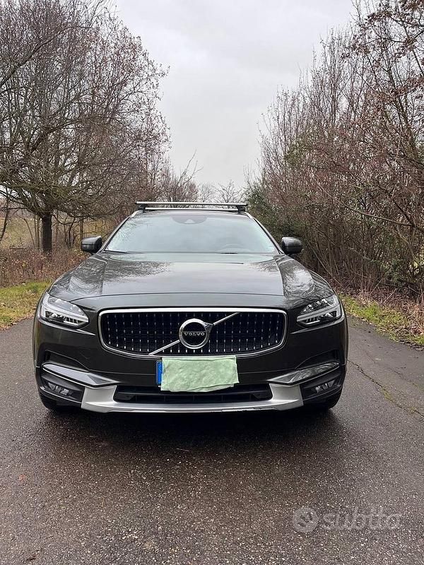 Usata Volvo V90 CC Plus 190 CV (139 kW) 2020 Grigio Station wagon