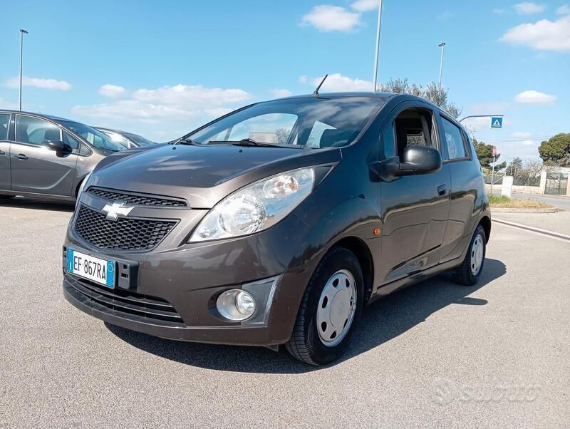 Marrone Usata 2010 Chevrolet Spark Due volumi | 2990 € (Cara) - Immagine 1/2