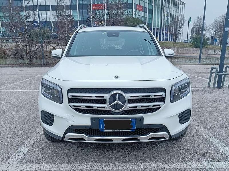Usata Mercedes GLB180 116 CV (85 kW) 2023 Bianco SUV