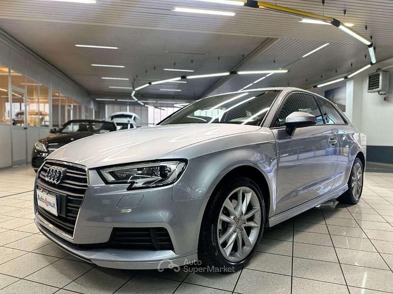 Usata Audi A3 Sport 150 CV (110 kW) 2017 Azzurro Utilitaria