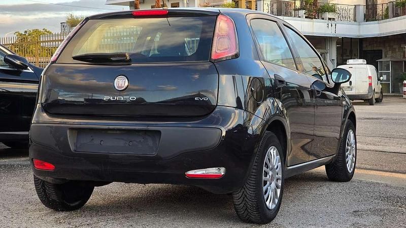 Usata Fiat Punto Evo Active 77 CV (56 kW) 2010 Nero Utilitaria