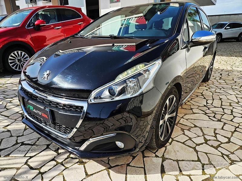 Usata Peugeot 208 Allure 2017 Utilitaria