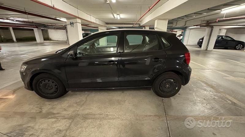 Usata VW Polo Comfortline 75 CV (55 kW) 2015 Nero Berlina