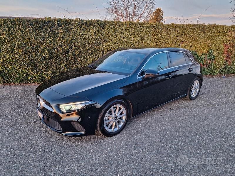 Usata Mercedes A200 163 CV (119 kW) 2019 Nero Berlina