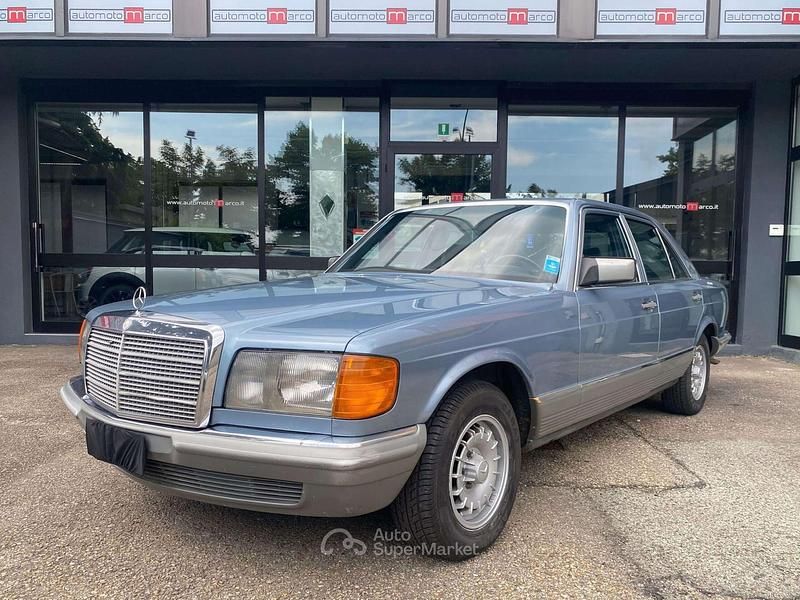 Usata Mercedes 280 Elegance 177 CV (130 kW) 1986 Blu Berlina