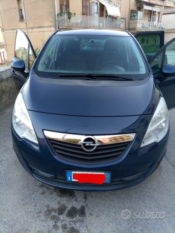 Usata Opel Meriva 110 CV (80 kW) 2011 Blu Monovolume