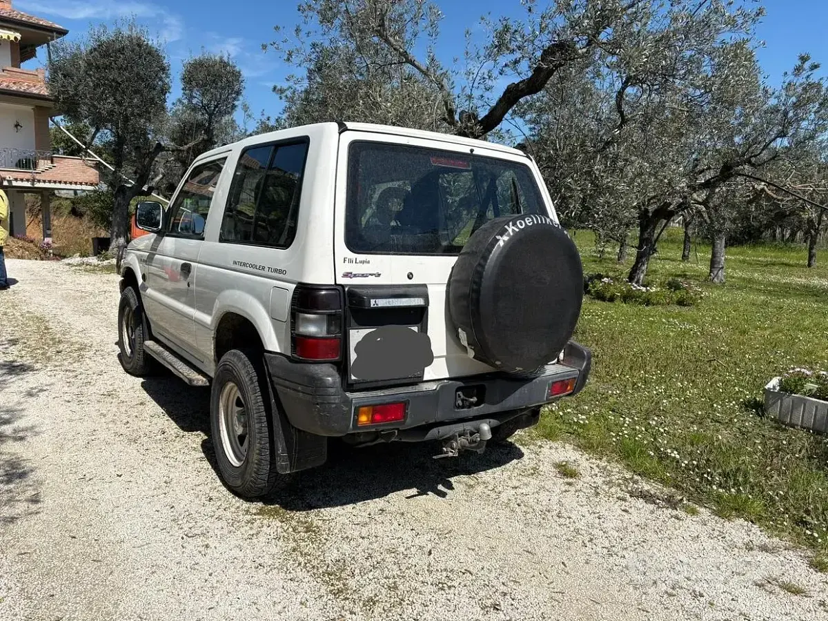 Usata Mitsubishi Pajero 84 CV (61 kW) 1998 SUV