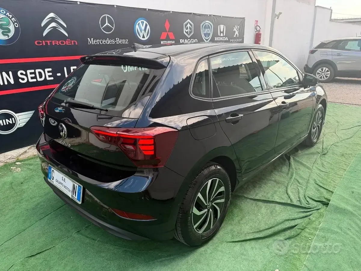 Usata VW Polo Style 95 CV (69 kW) 2024 Nero Utilitaria