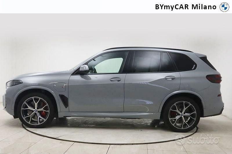 Usata BMW X5 M Sport 489 CV (359 kW) 2025 Grigio SUV