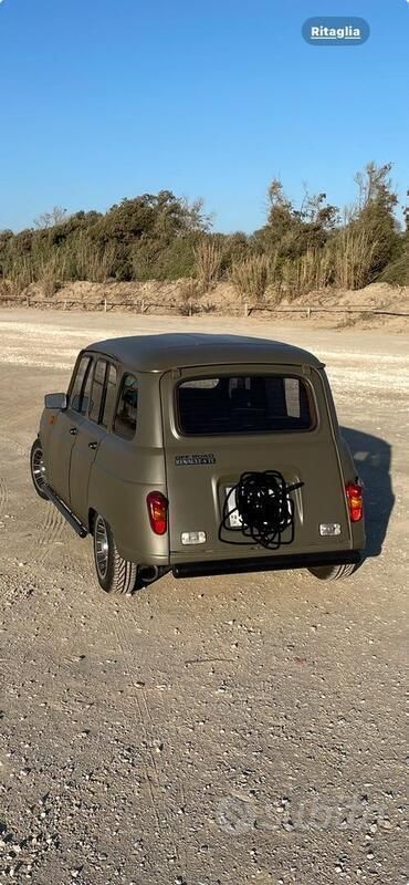 Usata Renault R4 33 CV (24 kW) 1989 Verde Utilitaria