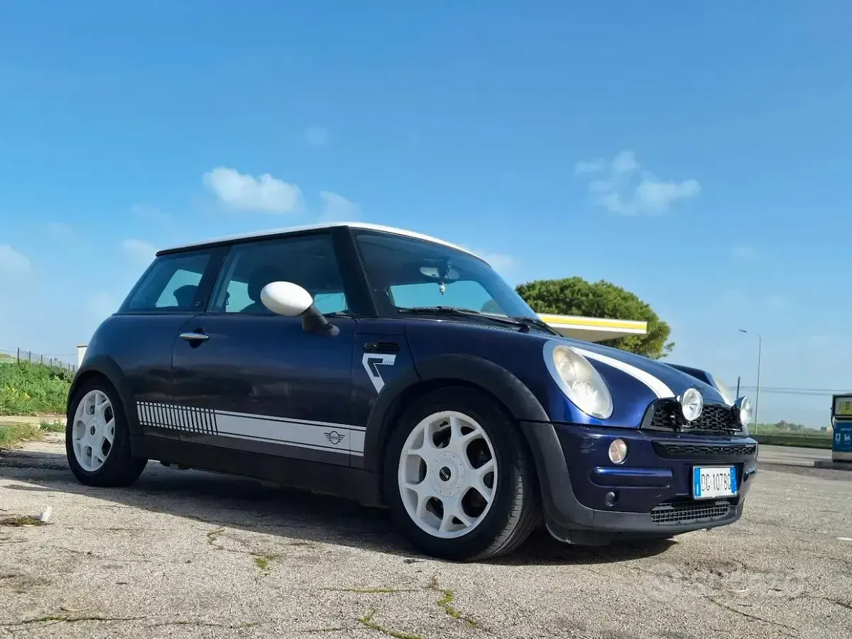 Usata Mini One D Seven 88 CV (64 kW) 2007 Bluazzurro Utilitaria