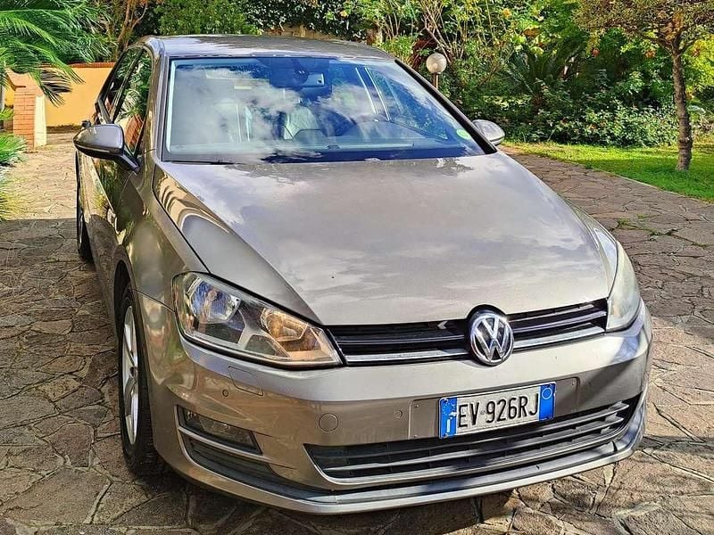 Usata VW Golf VII Comfortline 105 CV (77 kW) 2013 Bronzo Berlina