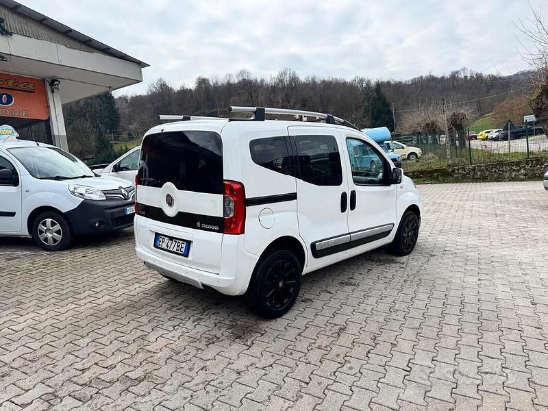 Usata Fiat Qubo Dynamic 95 CV (69 kW) 2012 Bianco Monovolume