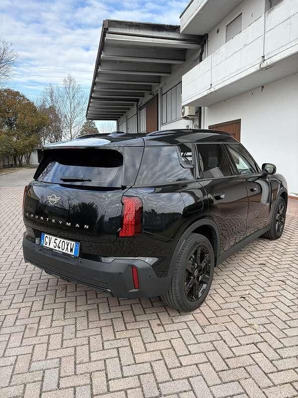 Usata Mini Cooper Countryman Favoured 170 CV (125 kW) 2024 Nero SUV