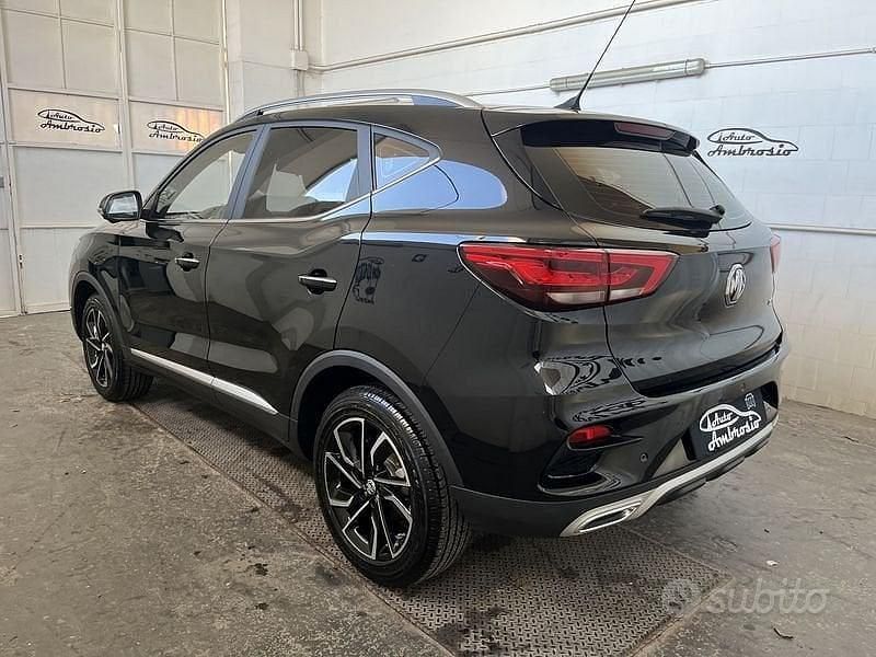 Usata MG ZS Luxury 106 CV (77 kW) 2024 Nero SUV