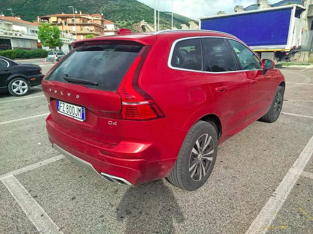 Usata Volvo XC60 Inscription 190 CV (139 kW) 2019 Rosso SUV