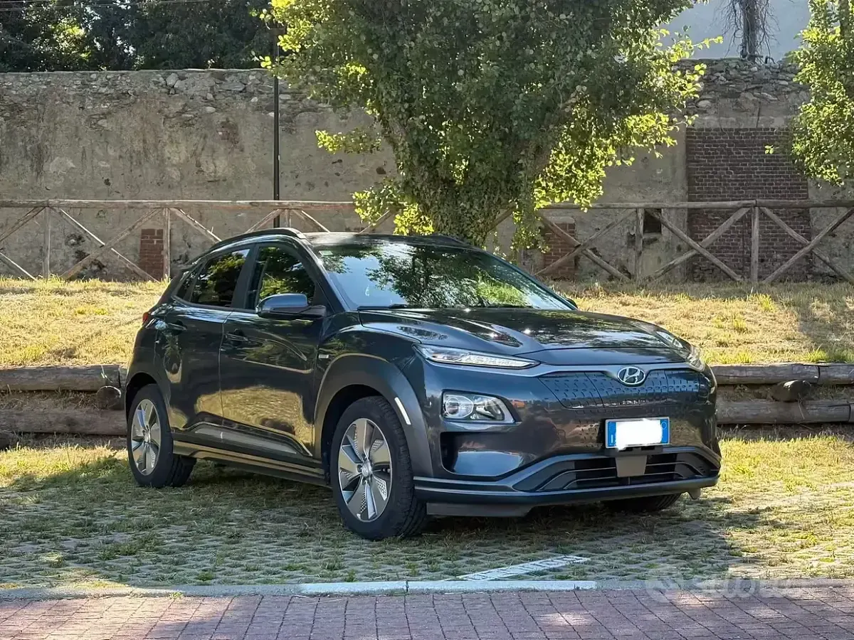 Usata Hyundai Kona XPrime 27 kW (38 CV) 2020 Grigio SUV