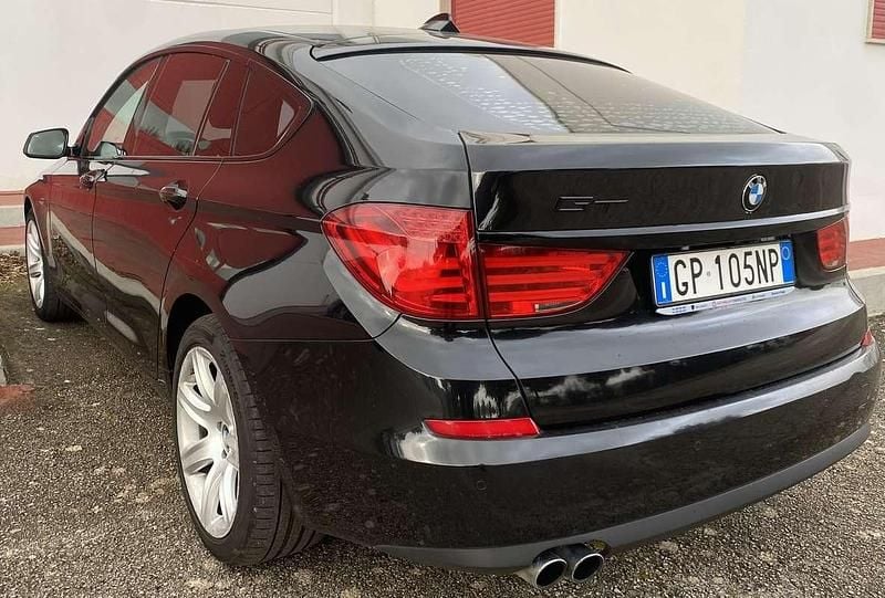 Usata BMW 520 Gran Turismo 184 CV (135 kW) 2012 Nero Berlina